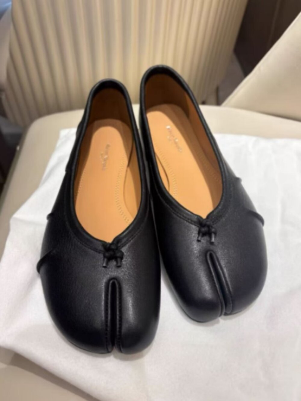 Maison Margiela Split-Toe Flats